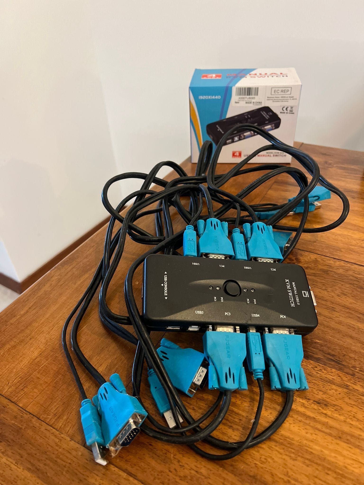 KVM Switch VGA/USB