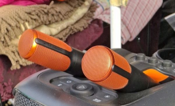 Microfone JBL - Sem fios.
