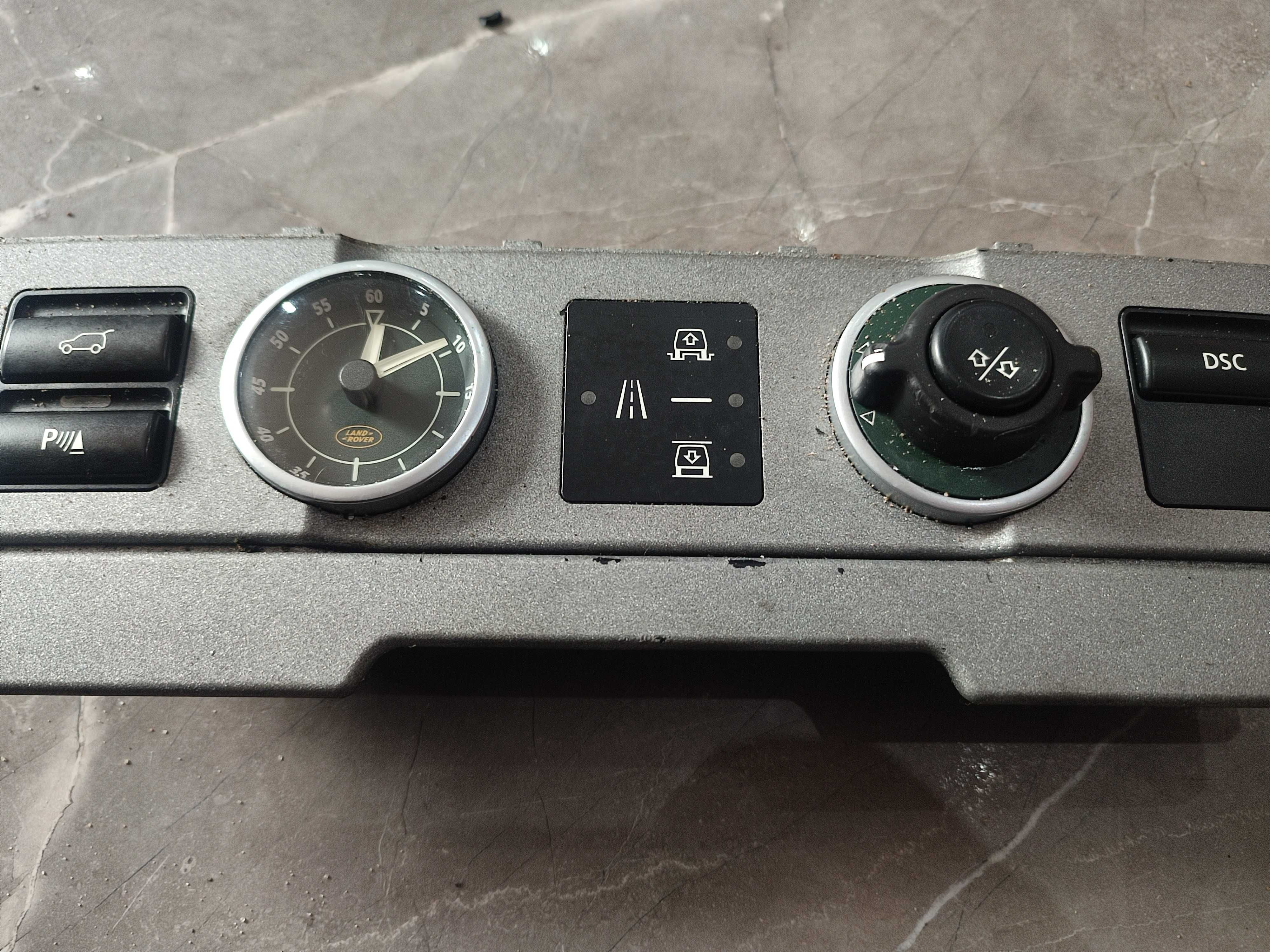 Panel zawieszenia zegarek Range Rover III L322