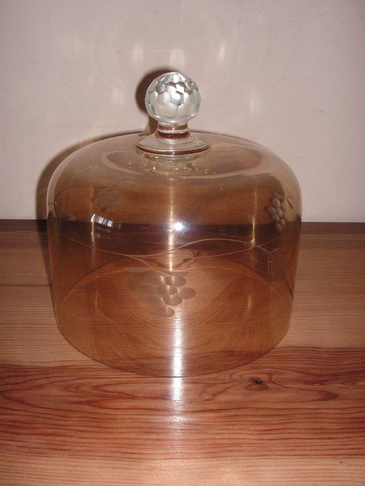 Queijeira com Tampa de Cristal e Prato de Vidro ( Muito Antiga )