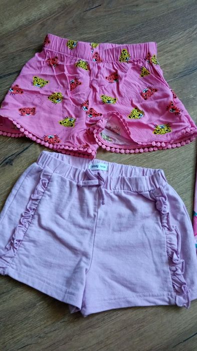 Krótkie spodenki 110