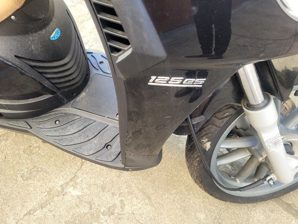 Skuter Piaggio Carnaby 125