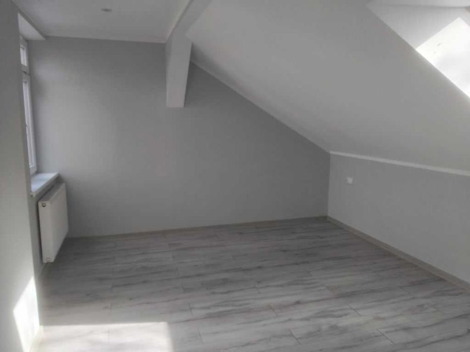 Al. Solidarności, 2-pokojowe, 70m2, Poddasze