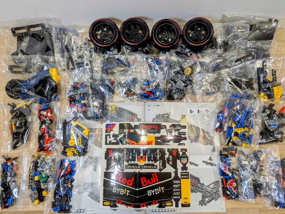 ‼️У КОРОБЦІ‼️Конструктор Red Bull Racing RB20 / Technic / 1:8 / 42206