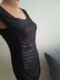 Sukienka Mała czarka krótka mini połyskujący materiał
