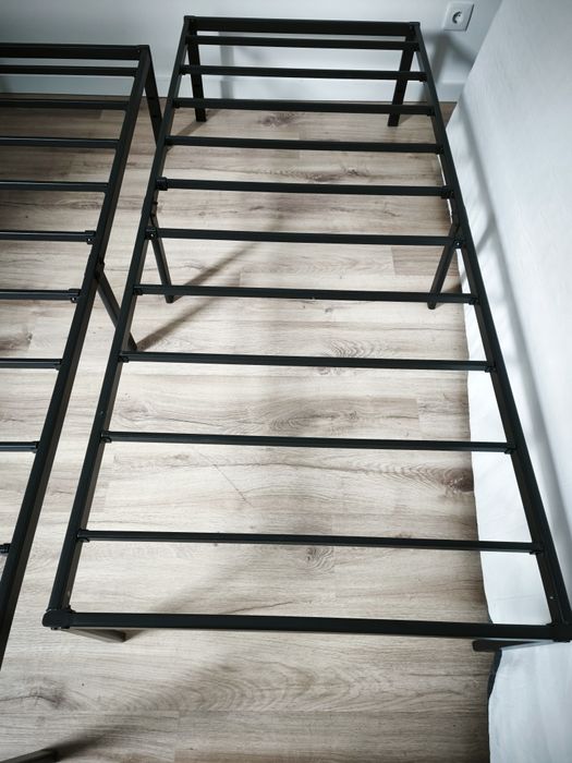 Dois estrados de solteiro 80x190cm