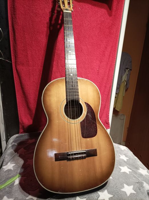 Stara,sprawna gitara Suzuki-Nagoya no.7. Japan! Tanio!