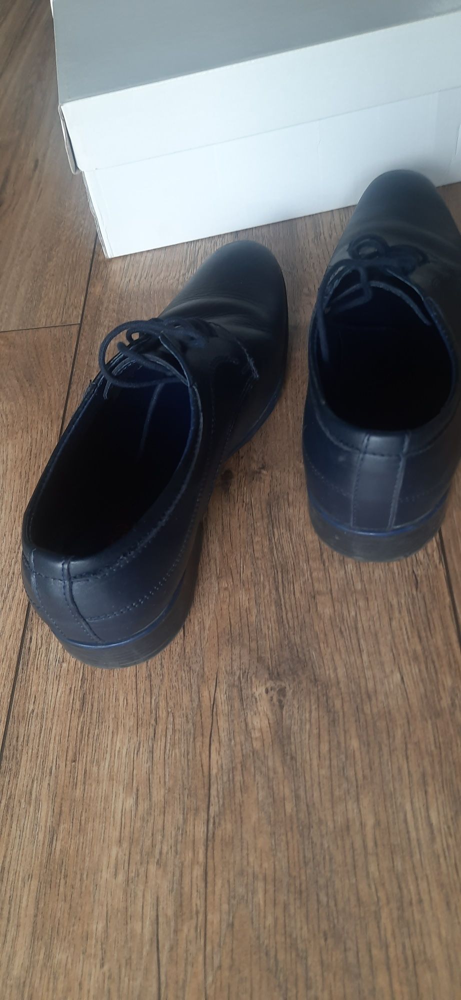 Buty skórzane Grahen rozmiar 34 chłopięce komunia