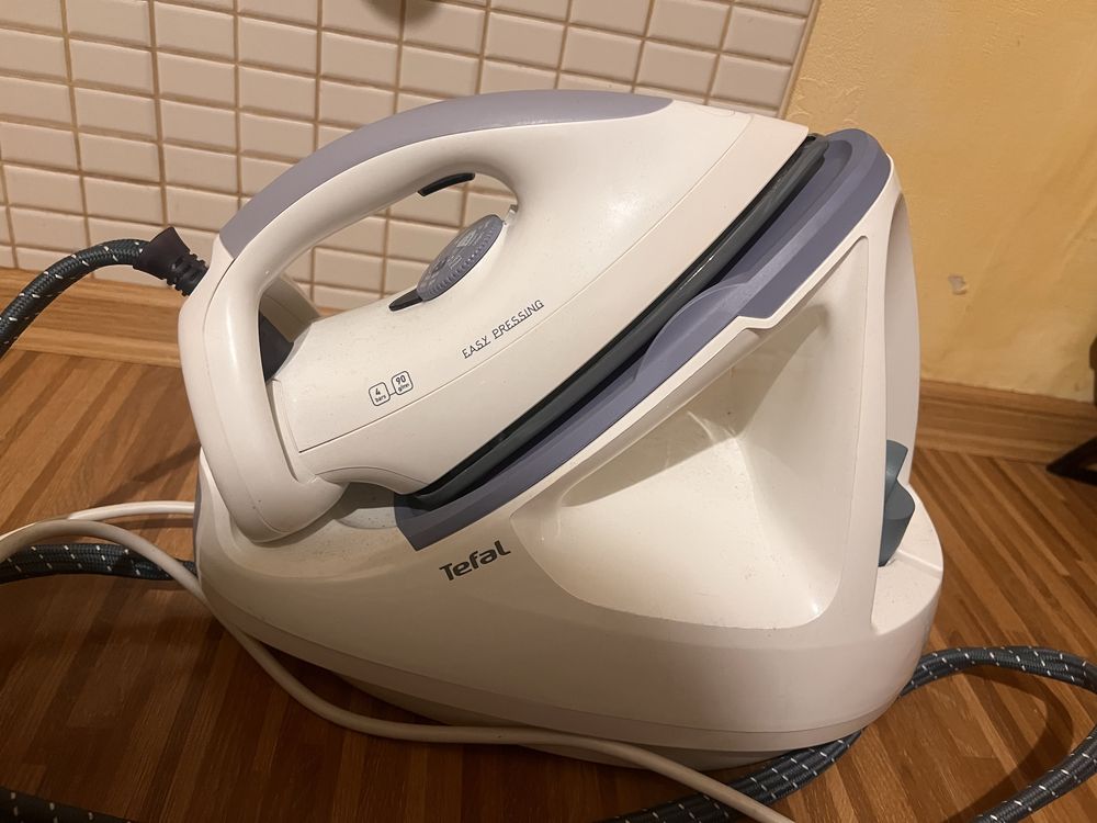Праска Tefal GV5220 парова система