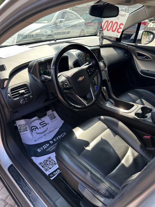 Продам  Chevrolet Volt 2012 рік можлива розстрочка,кредит,обмін!