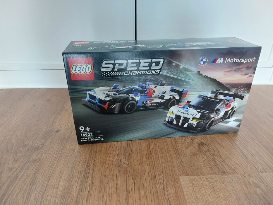 Lego 76922 BMW M4 GT3 & BMW M Hybrid V8