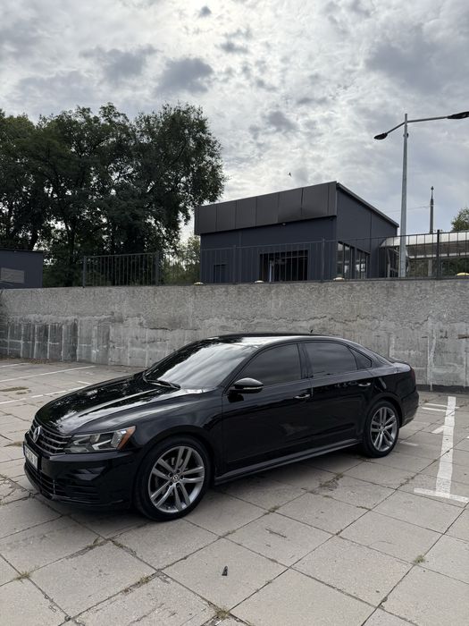 Volkswagen Passat MNS r-line 2016