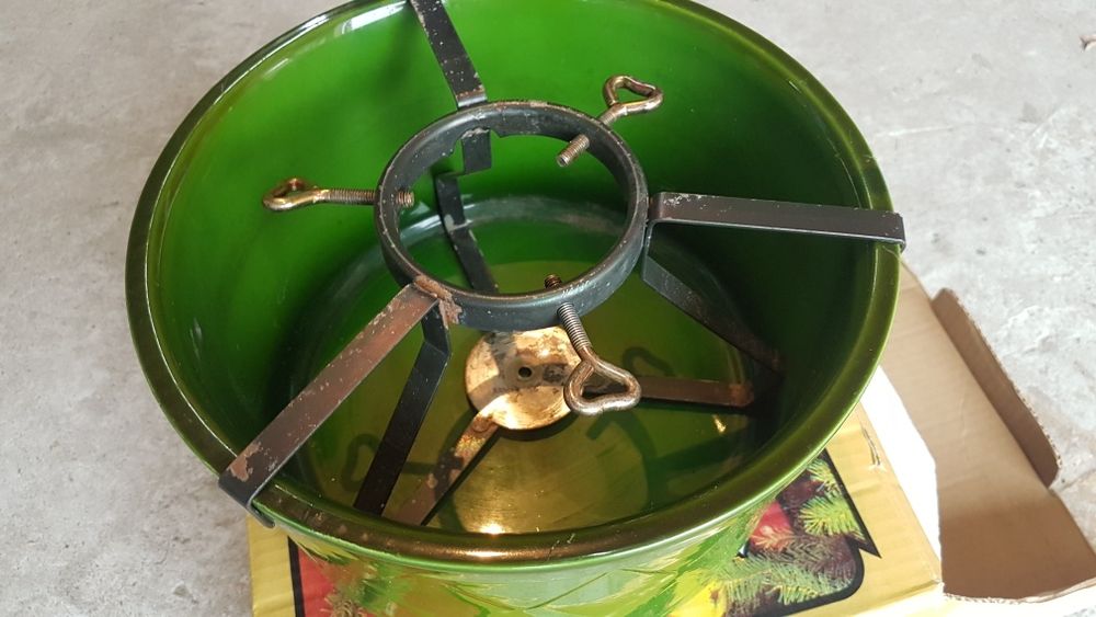 Doniczka do żywej choinki