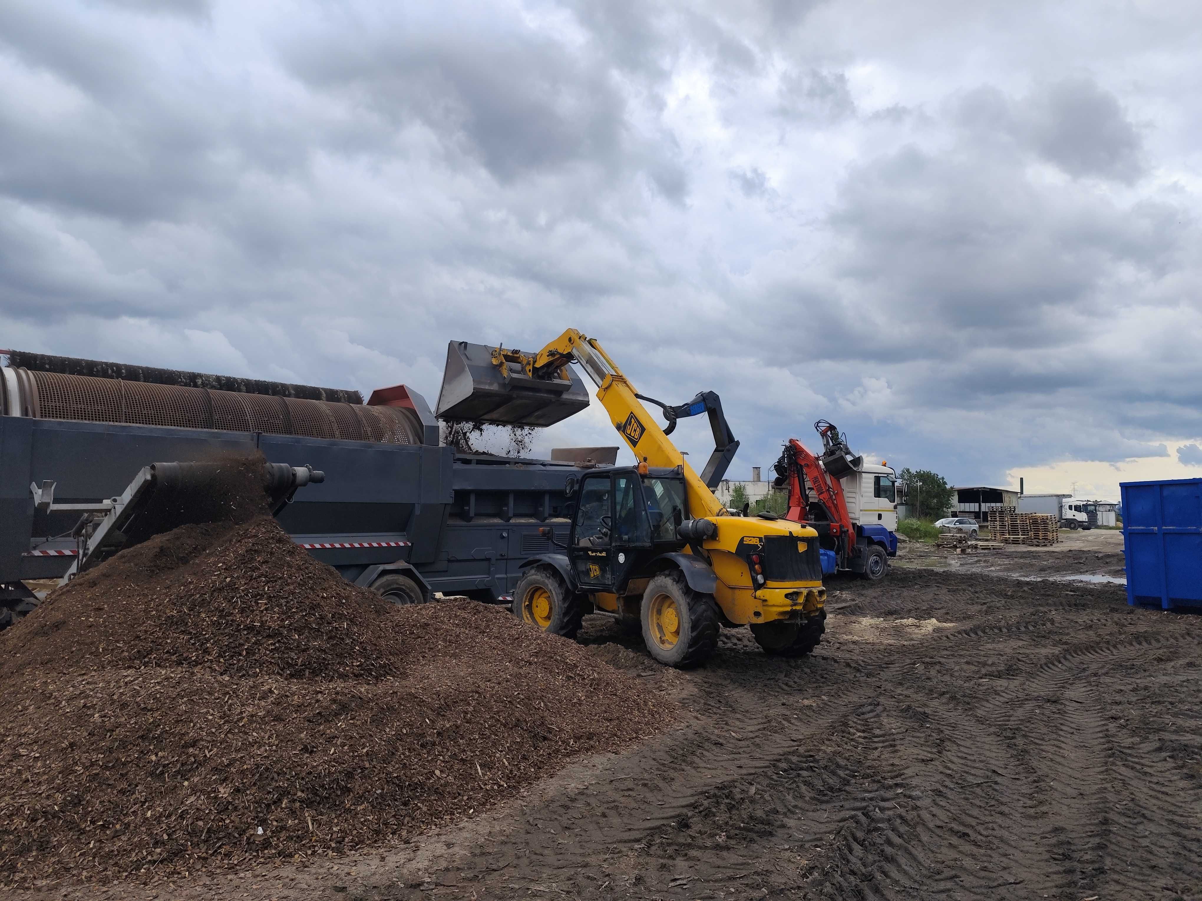 Usługi rębakiem doppstadt korzenie,zrębka. PRZESIEWANIE