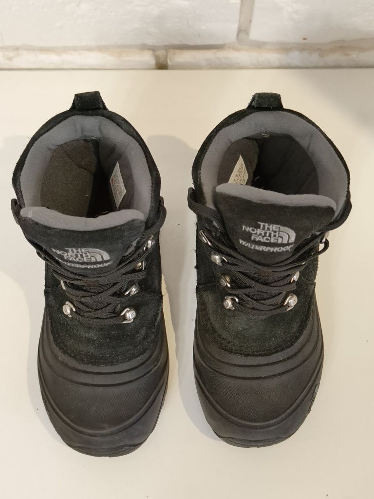 Buty zimowe The North Face Chilkat Lace II śniegowce dziecięce r. 32