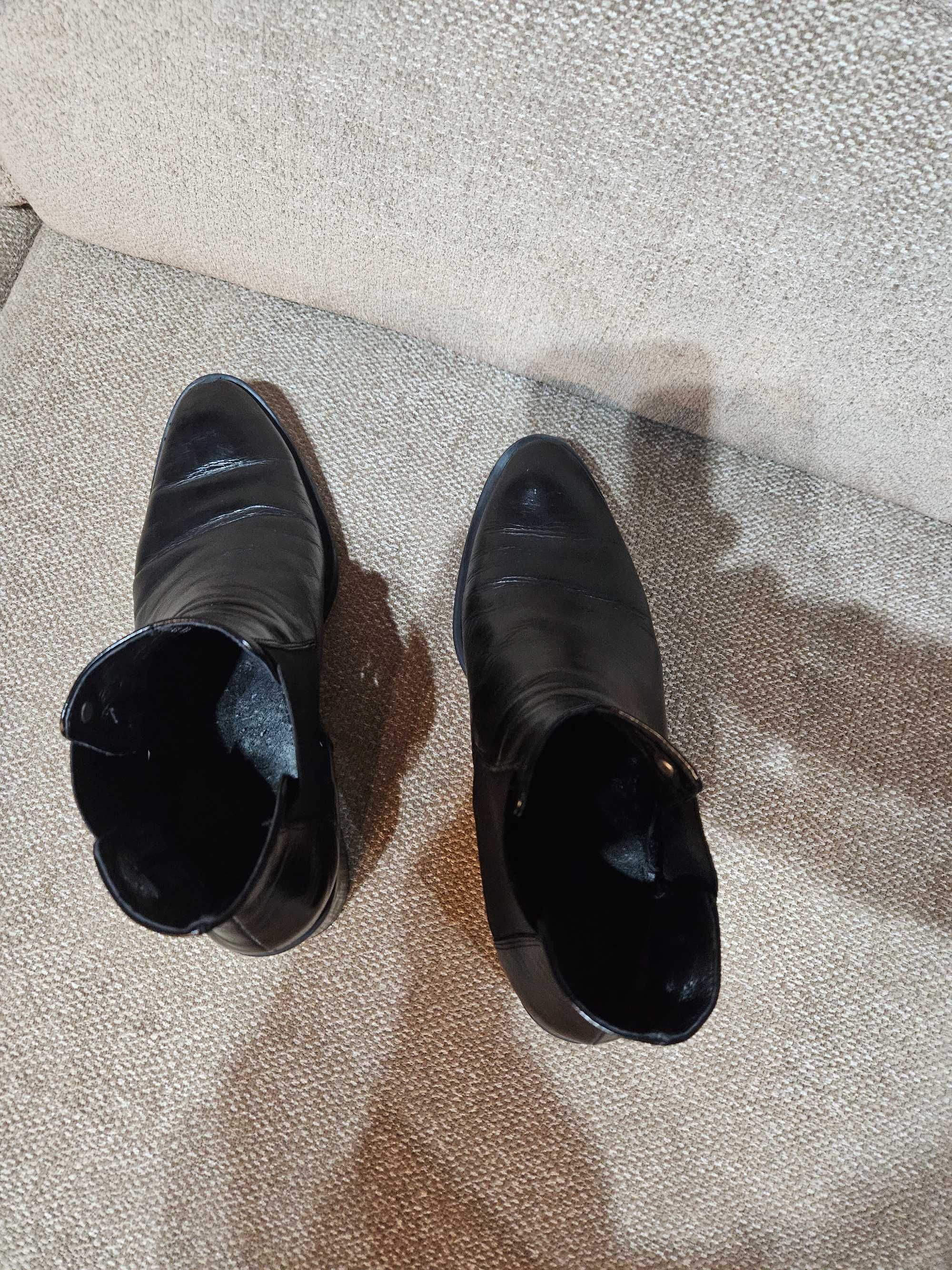 Buty damskie Venezia czarne skórzane rozmiar 39