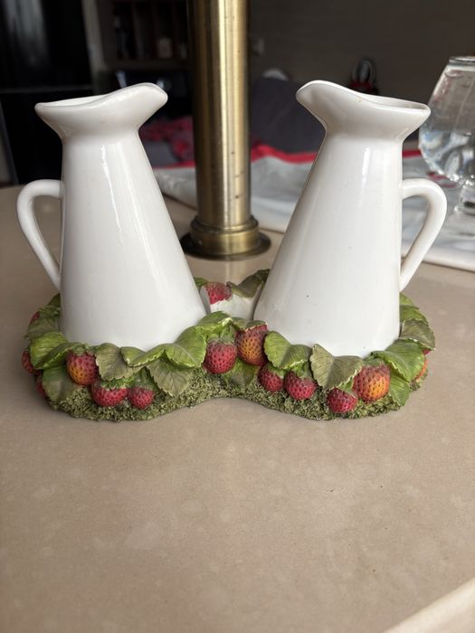 Глечик. Набір соусниць. Кухонне приладдя