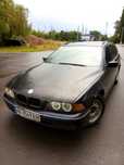 BMW  E39  520I .