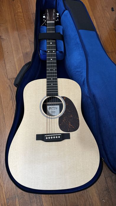 Guitarra Martin D-X1E SitkaSpruce - NOVO (apenas testado)