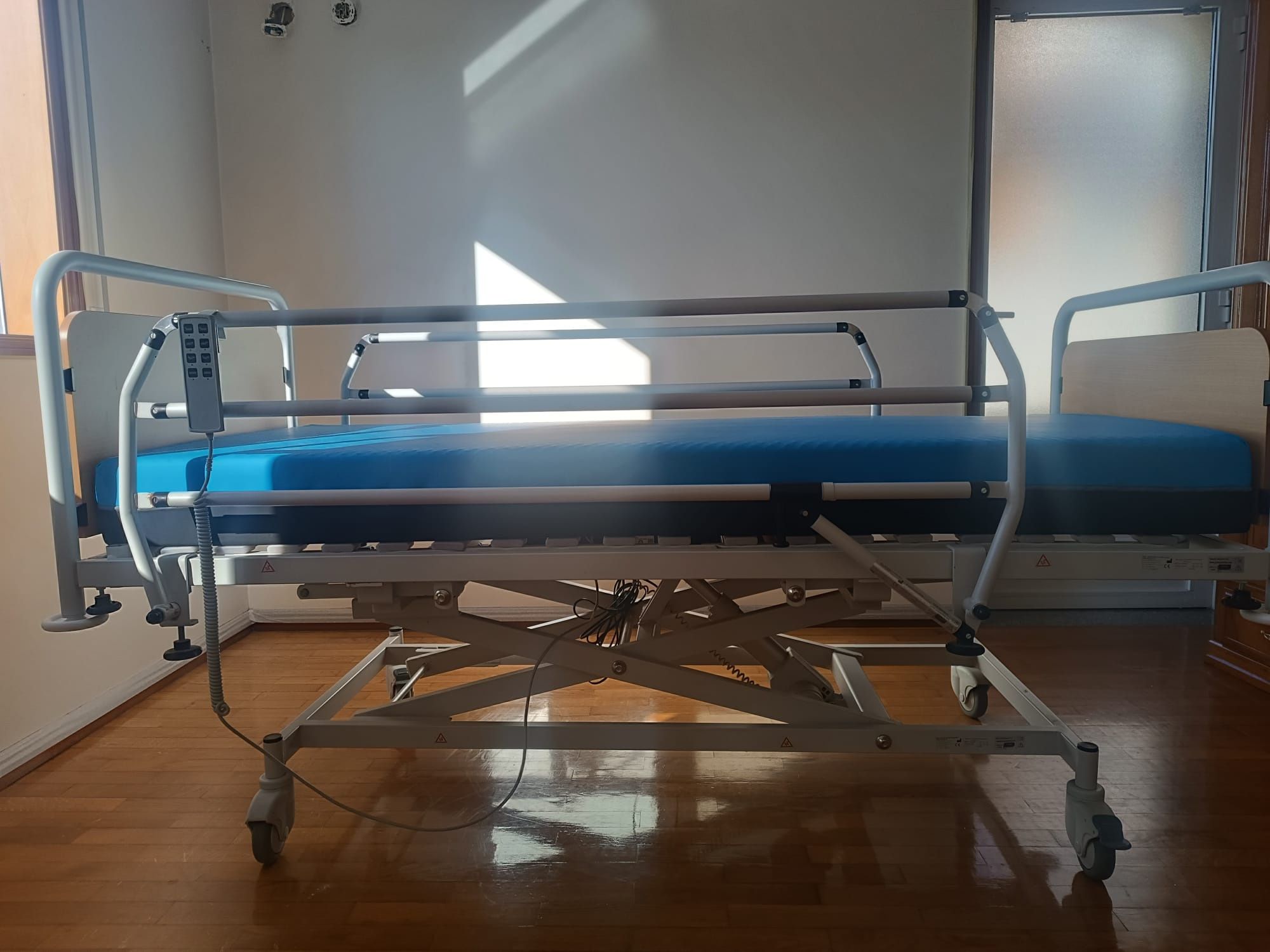 Cama articulada elétrica