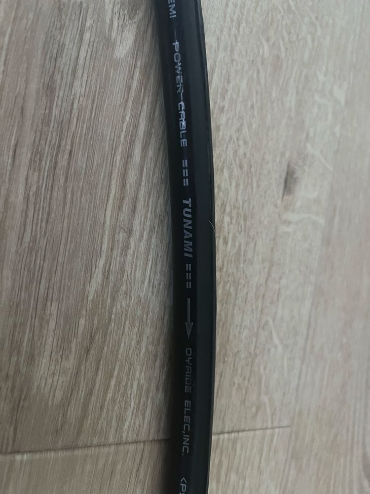 Kabel zasilający Oyaide Tunami GPX-R V1