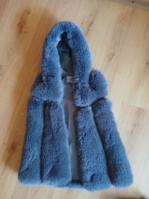 Жилетка хутряна для дівчинки