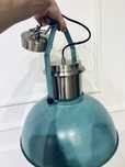 Piękna lampa miętowa loft