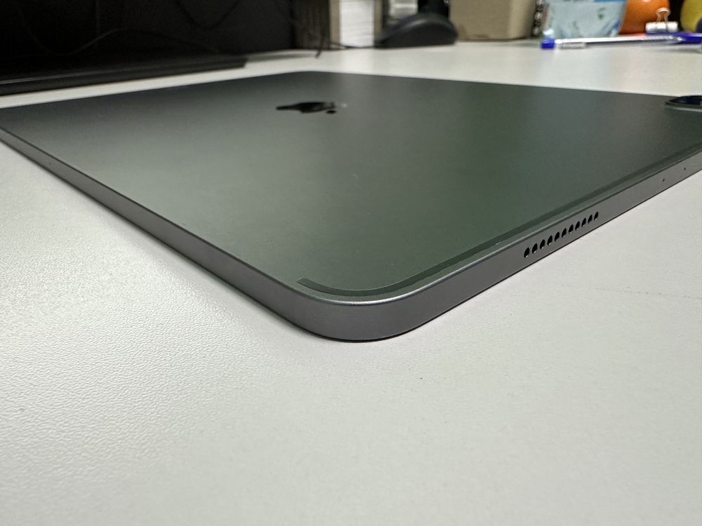 Ipad Pro 12.9 M1 128 Gb + Magic Keyboard