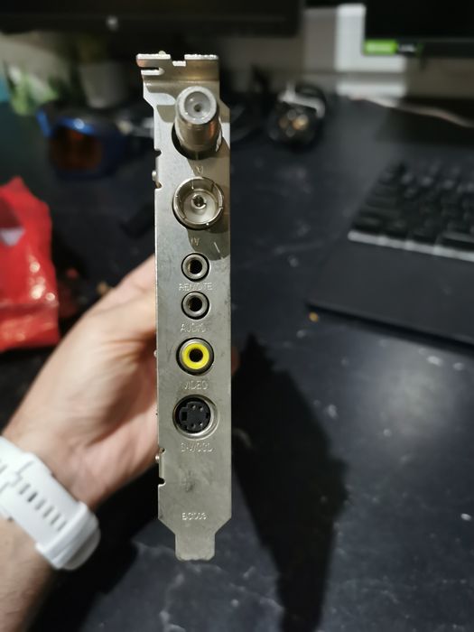 Tuner TV FM BT878P+ na PCI