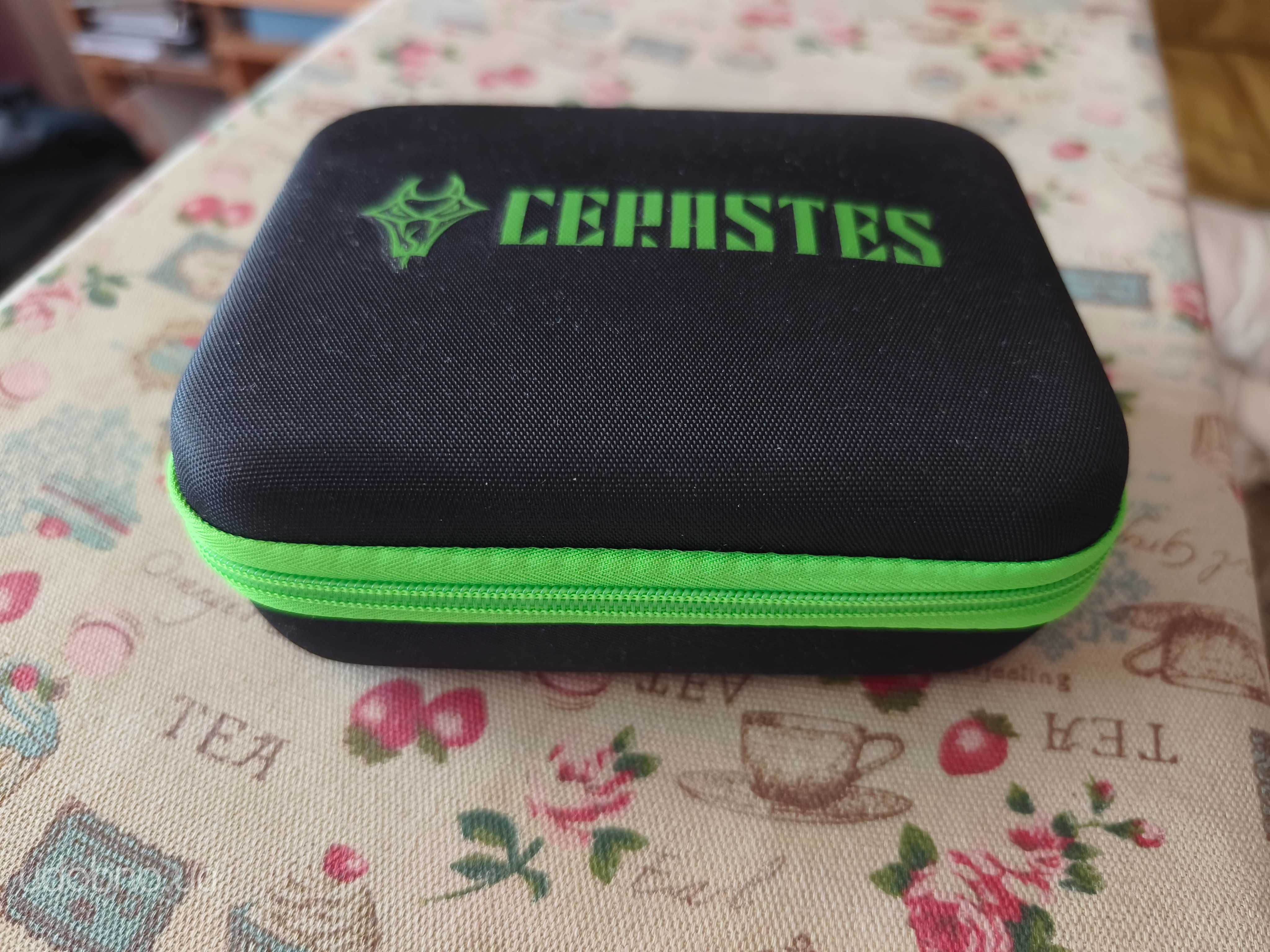 Нова екшн-камера Cerastes V39-5K action-camera 2 діспллеї