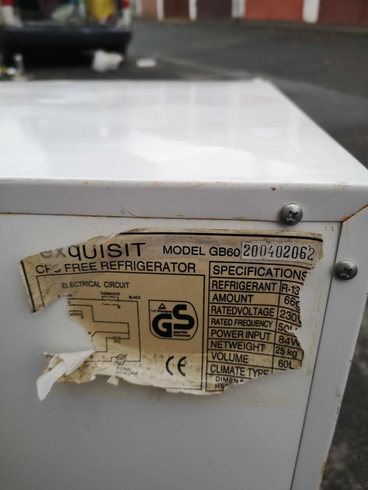Mała  zamrażarka 2 półkowa firmy exquisit  w bardzo dobrym stanie.