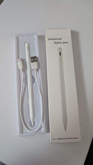 Універсальний стилус білий