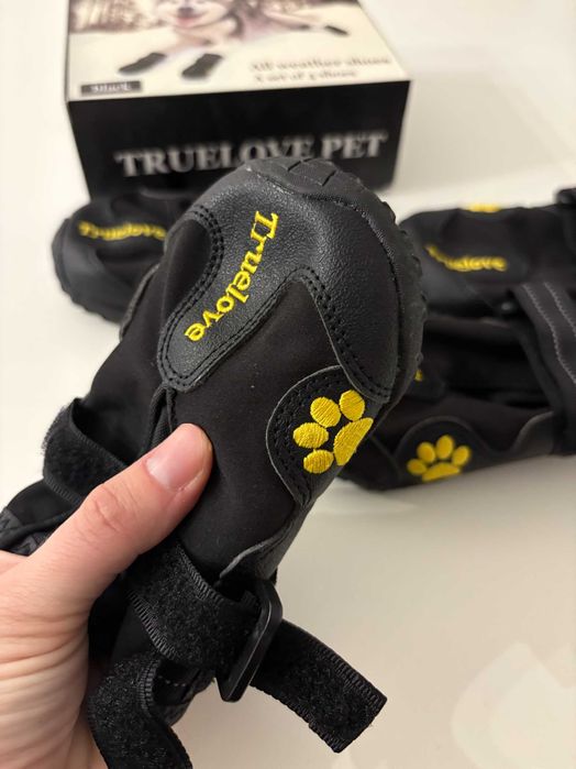 Buty dla psa Truelove Travel trekkingowe wodoodporne czarne roz.7 NOWE