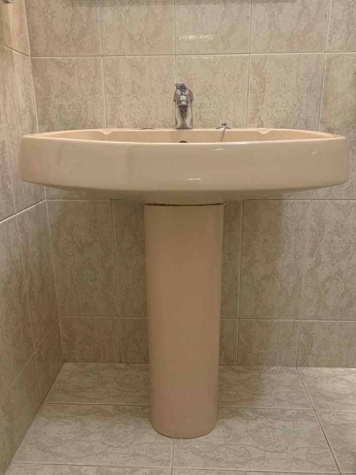 Lavatório de Coluna Valadares