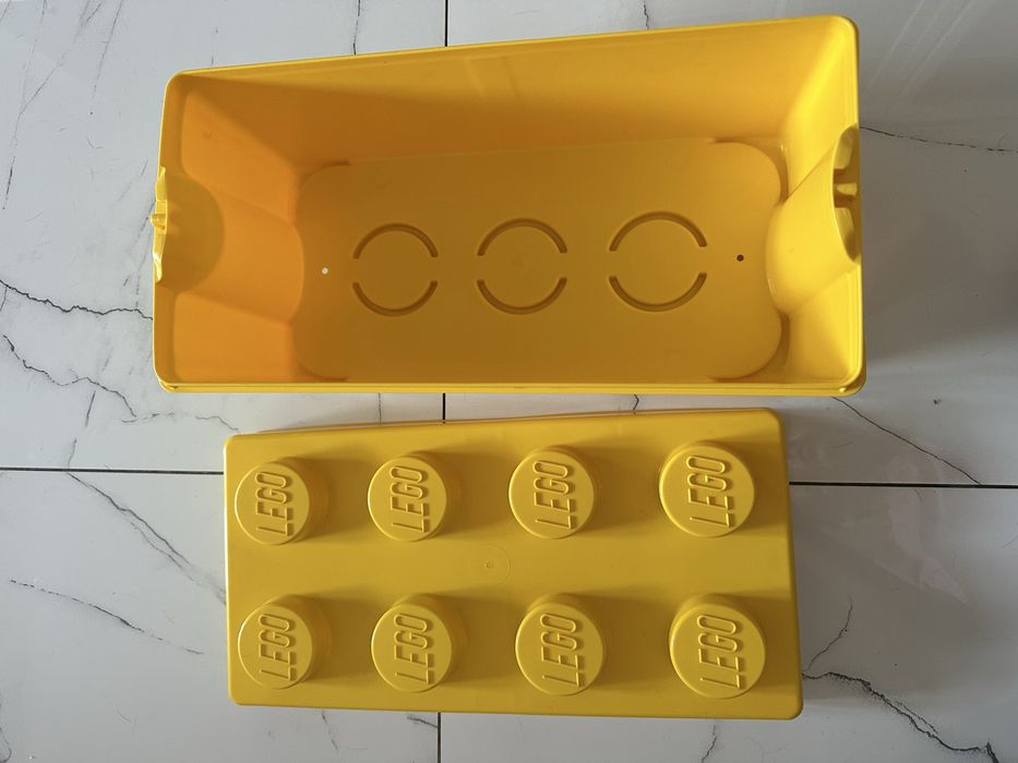 Duży zestaw klocków z pojemnikiem Lego Classic 10696 / 484 elementy