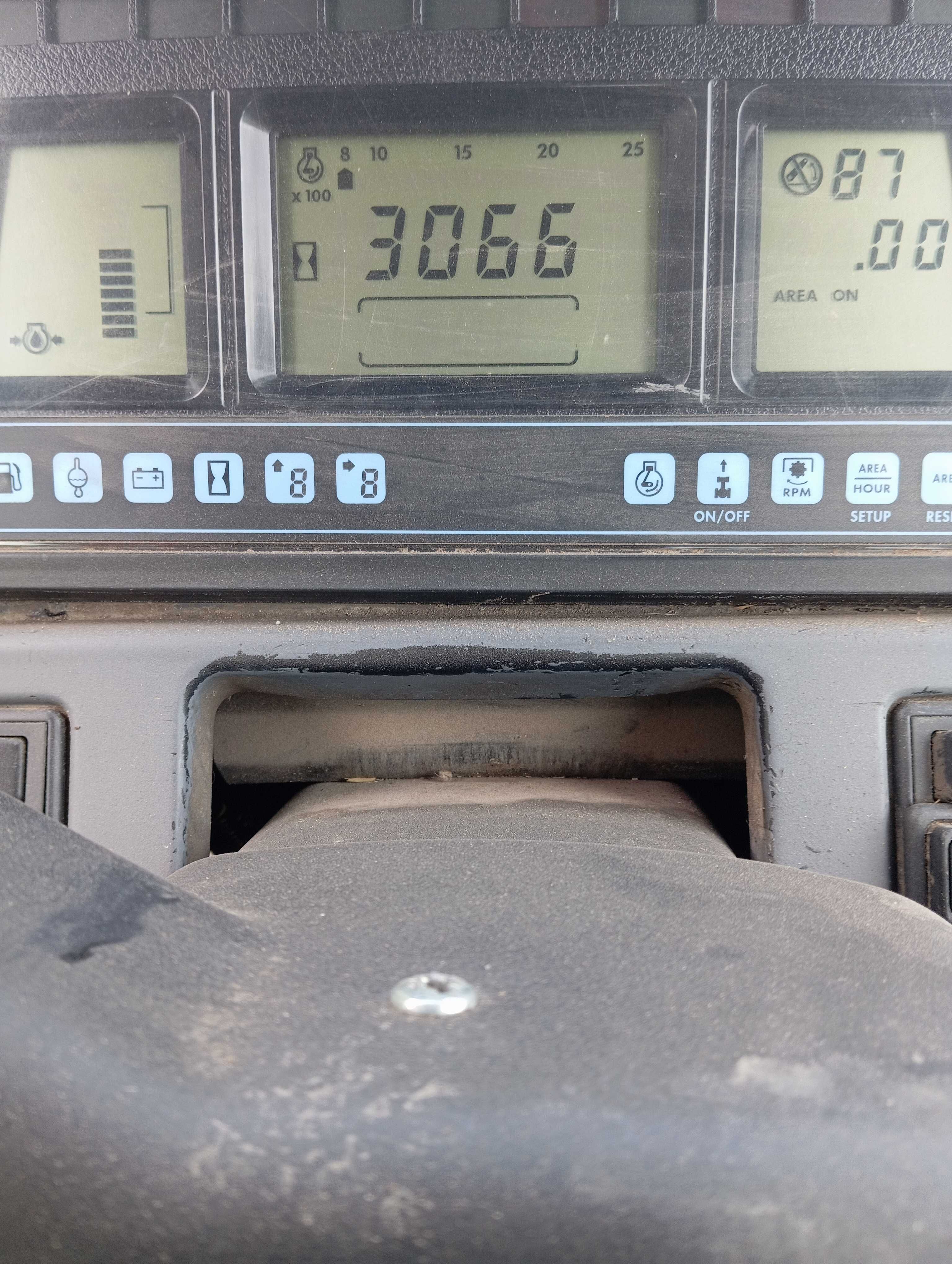 New Holland TM 135, TM 140, TM 155