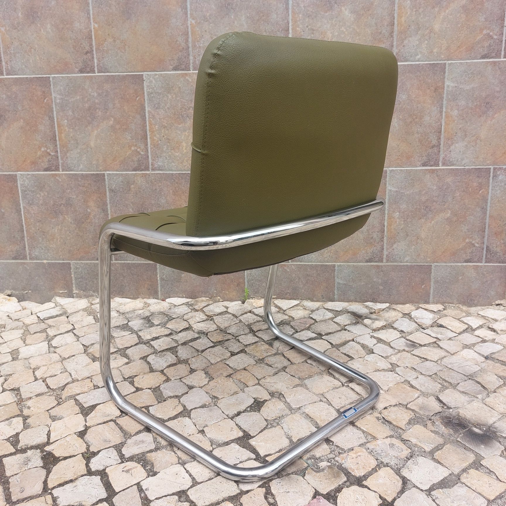 Vintage Airborne chair