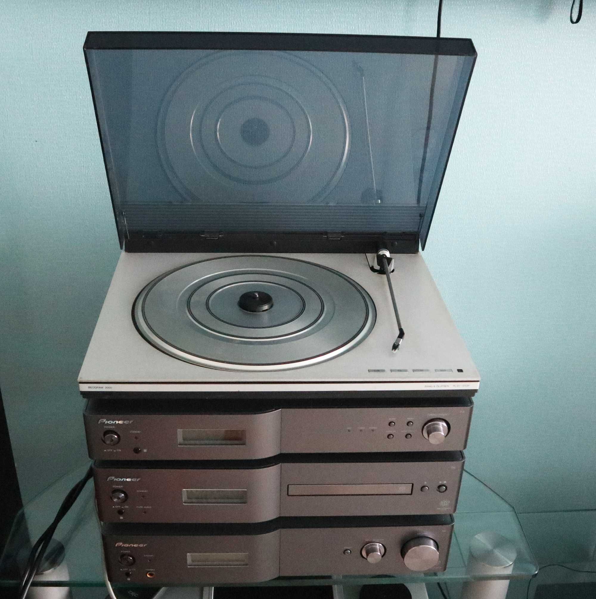 Проигрыватель пластинок Bang Olufsen BeoGram 2000 Дания