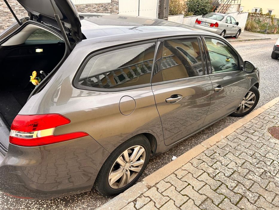 Peugeot 308 sw  estilo e conforto
