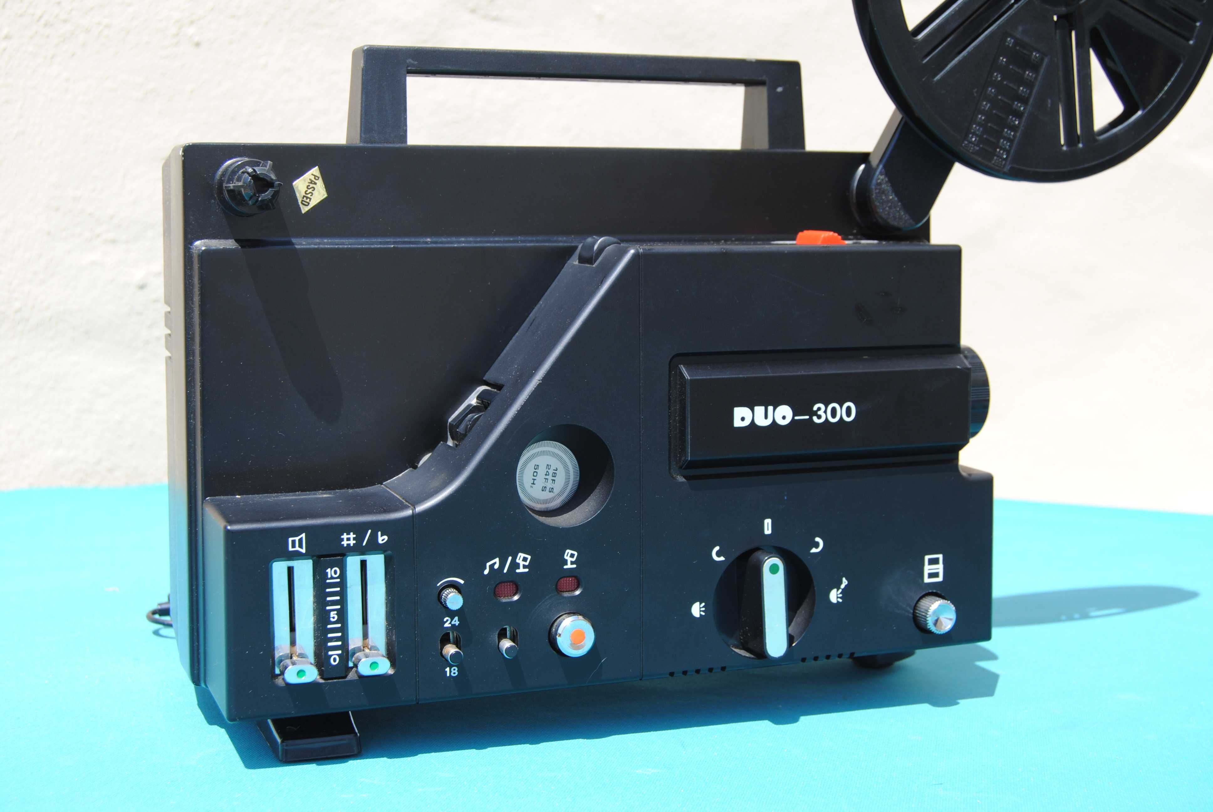 Sound Duo-300 Super 8 projector de filmes antigo - vintage