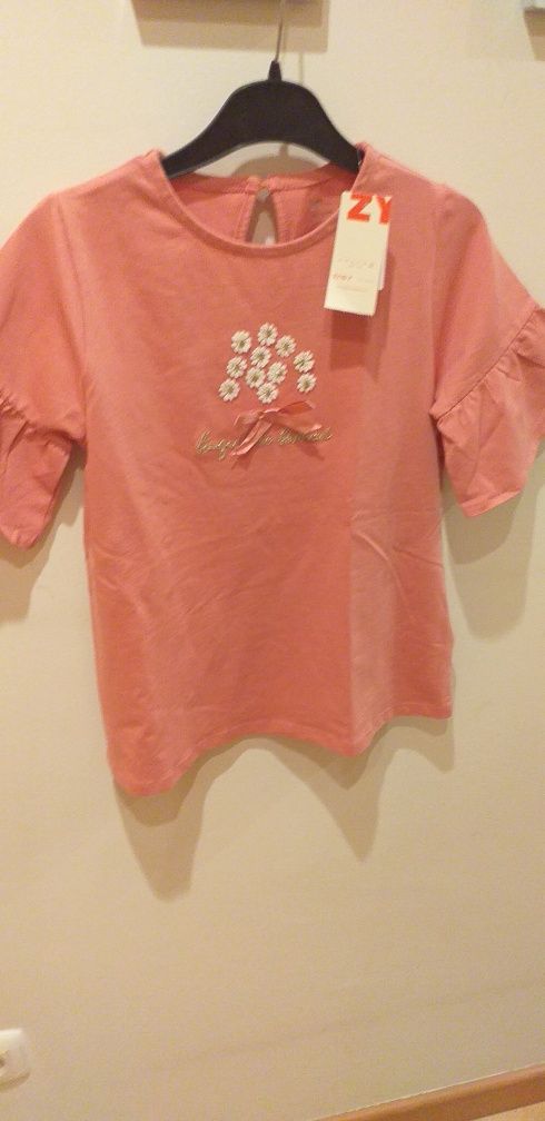 T-shirt rosa salmão nova com malmequeres