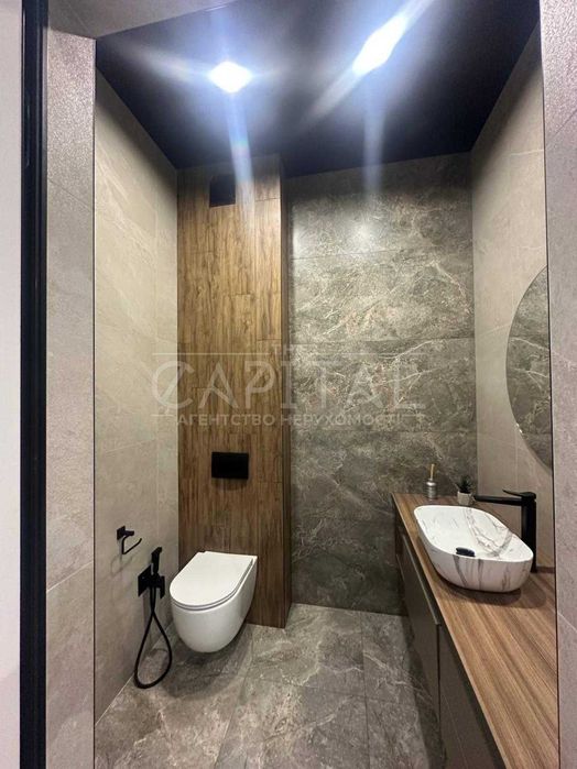 ВаУ НАЙКРАЩИЙ ТАНХАУС 125м Осокорки Дарницький район 2 поверхи 2 сотки