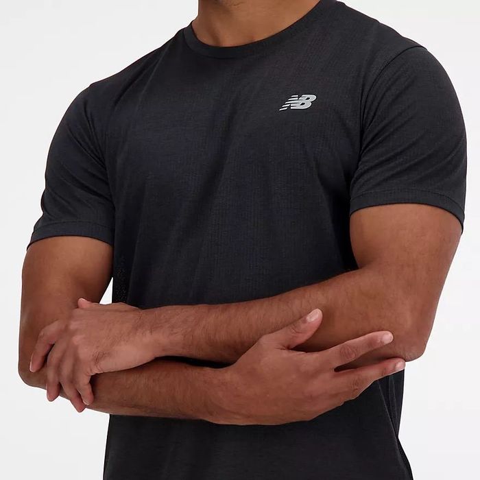 Футболка New Balance Athletics T-Shirt Men's, артикул MT41253BK, М