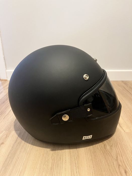 Capacete NEXX preto mate