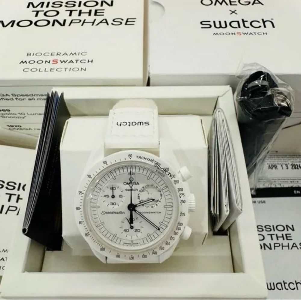 Białe Godziny z Snoopy: Omega x Swatch SO33W700