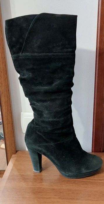 Демісезонні жіночі чобітки