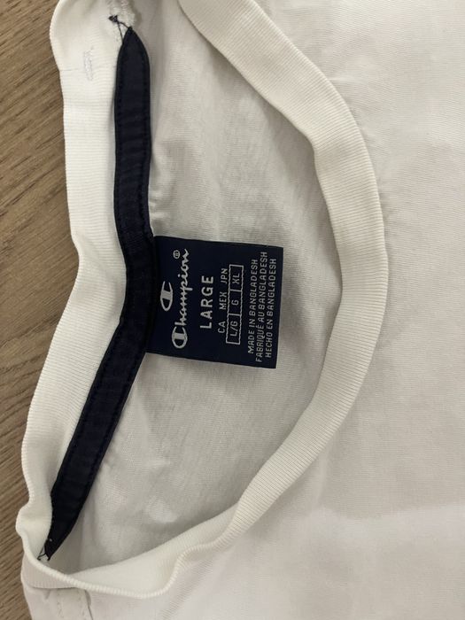 Футболка Cmapion розміру L .