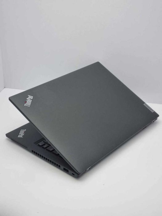 Nowy ThinkPad T14 14FHD i7-1335  32GB RAM DDR5 512GB SSD Win 11 pro
