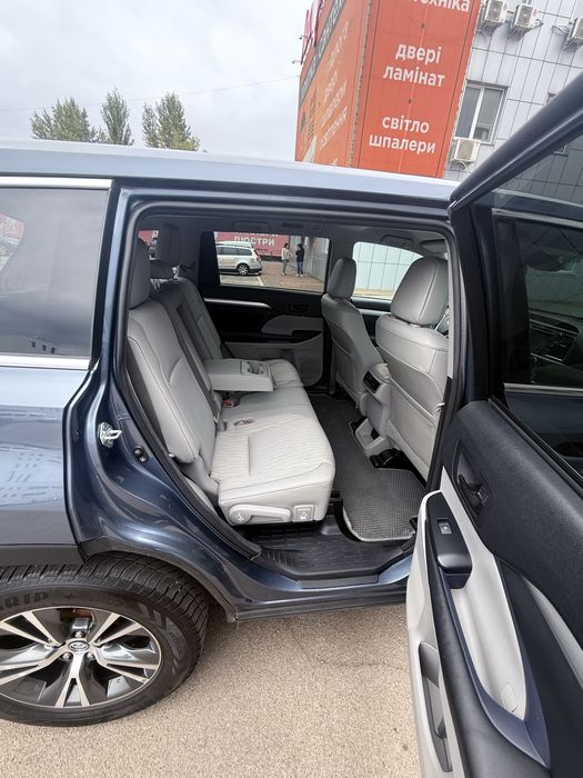 Toyota Highlander 2017 AWD 3.5 V6  Відмінний стан  110 000 км