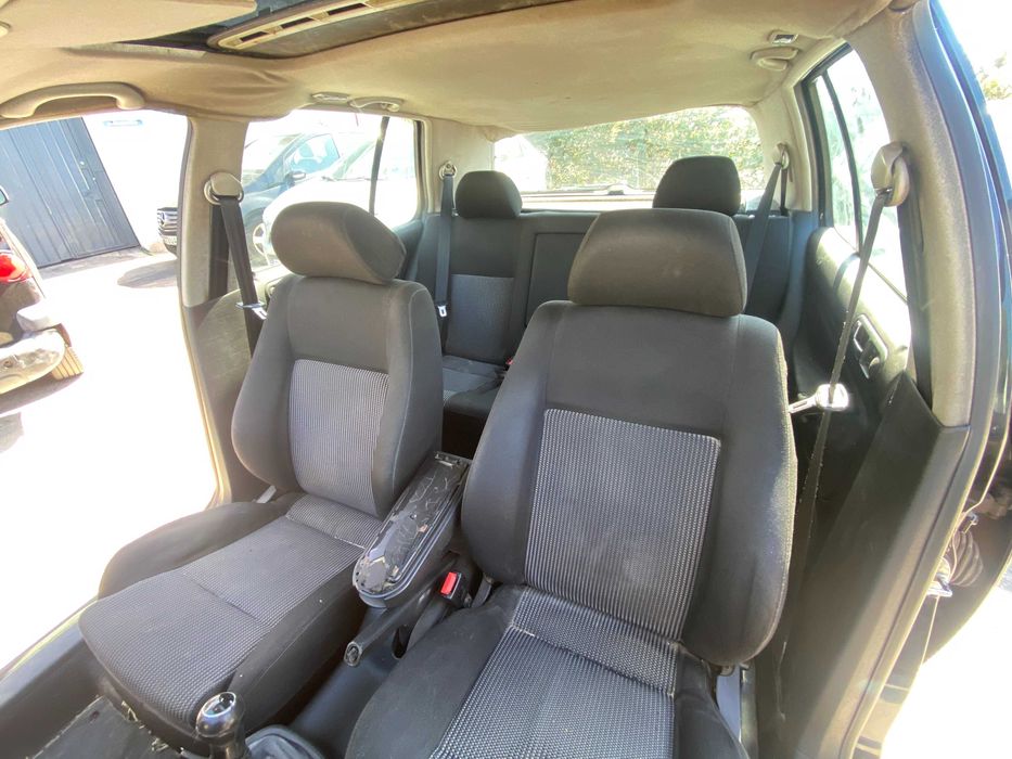 VW Golf IV 1.6 SR Highline – 1999 – Gasolina – 100 cv (74 kW)